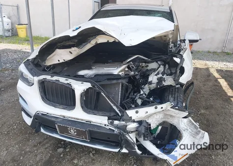 2018 BMW X3 xDrive30I z USA, uszkodzony, nr VIN 5UXTR9C54JLD74790